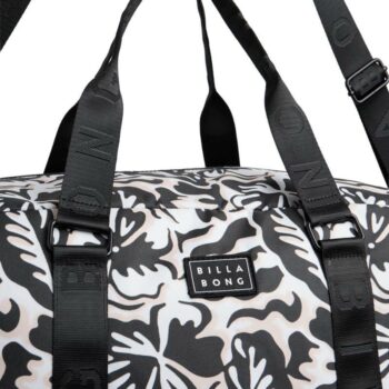 Billabong Weekend Seeker Salt Crystal. Billabong Travel Bags in Womens Travel Bags & Womens Bags. Code: UBJBL00137