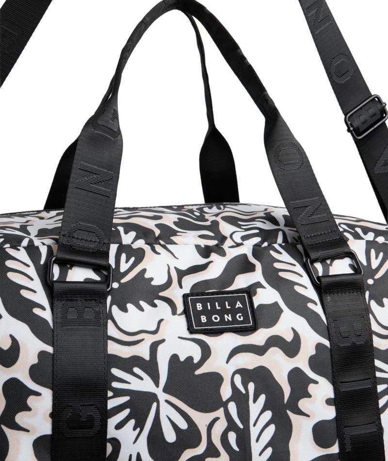Billabong Weekend Seeker Salt Crystal. Billabong Travel Bags in Womens Travel Bags & Womens Bags. Code: UBJBL00137