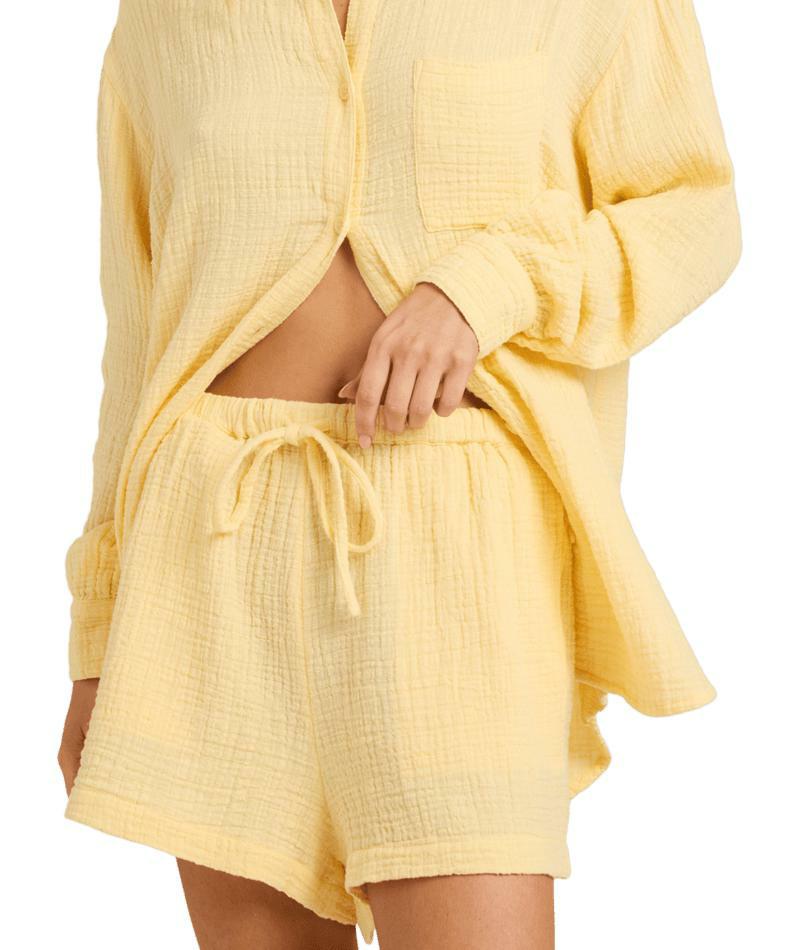 Billabong Wanderer Short Sunlight. Billabong Walkshorts - Fitted Waist in Womens Walkshorts - Fitted Waist & Womens Shorts. Code: UBJNS00227