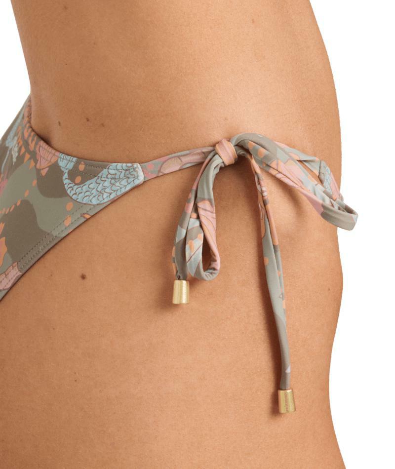 Billabong Lost In Paradise Ts Hike Seagrass. Billabong Swimwear - Separates in Womens Swimwear - Separates & Womens Swimwear. Code: UBJX400650