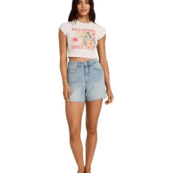 Billabong Take A Moment Tee Salt Crystal. Billabong Tees in Womens Tees & Womens T-shirts & Singlets. Code: UBJZT00562