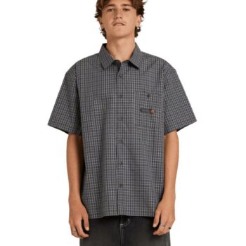 Billabong Spec Mogul Ss Forest. Billabong Shirts - Short Sleeve in Mens Shirts - Short Sleeve & Mens Shirts. Code: UBYWT00165
