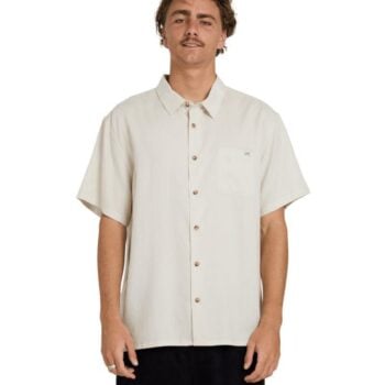 Billabong Ricardo Ss Natural. Billabong Shirts - Short Sleeve in Mens Shirts - Short Sleeve & Mens Shirts. Code: UBYWT00166