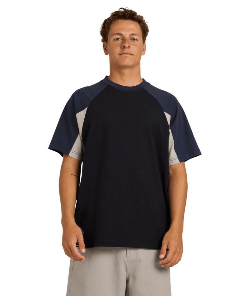 Billabong Spec Systems Ss Black. Billabong Tees in Mens Tees & Mens T-shirts & Singlets. Code: UBYZT00830