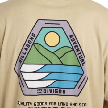 Billabong Rockies Adiv Premium Ss Sand Khaki. Billabong Tees in Mens Tees & Mens T-shirts & Singlets. Code: UBYZT00892