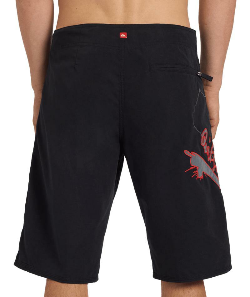 Quiksilver Scrawl 22 Boardshort Black. Quiksilver Boardshorts - Fitted Waist in Mens Boardshorts - Fitted Waist & Mens Shorts. Code: UQYBS03119