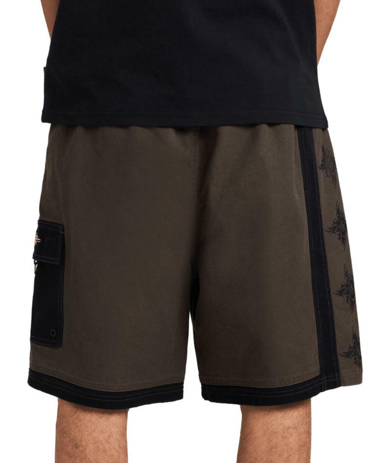 Quiksilver Wrath Walkshort Turkish Coffee. Quiksilver Walkshorts - Fitted Waist in Mens Walkshorts - Fitted Waist & Mens Shorts. Code: UQYWS03087