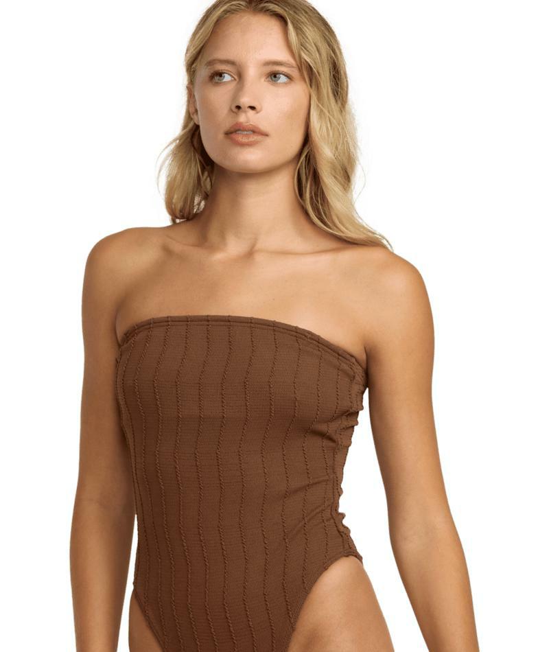 Rvca Chevy Grooves Bandeau 1pc Chocolate. Rvca Swimwear - One Piece in Womens Swimwear - One Piece & Womens Swimwear. Code: UVJX100152