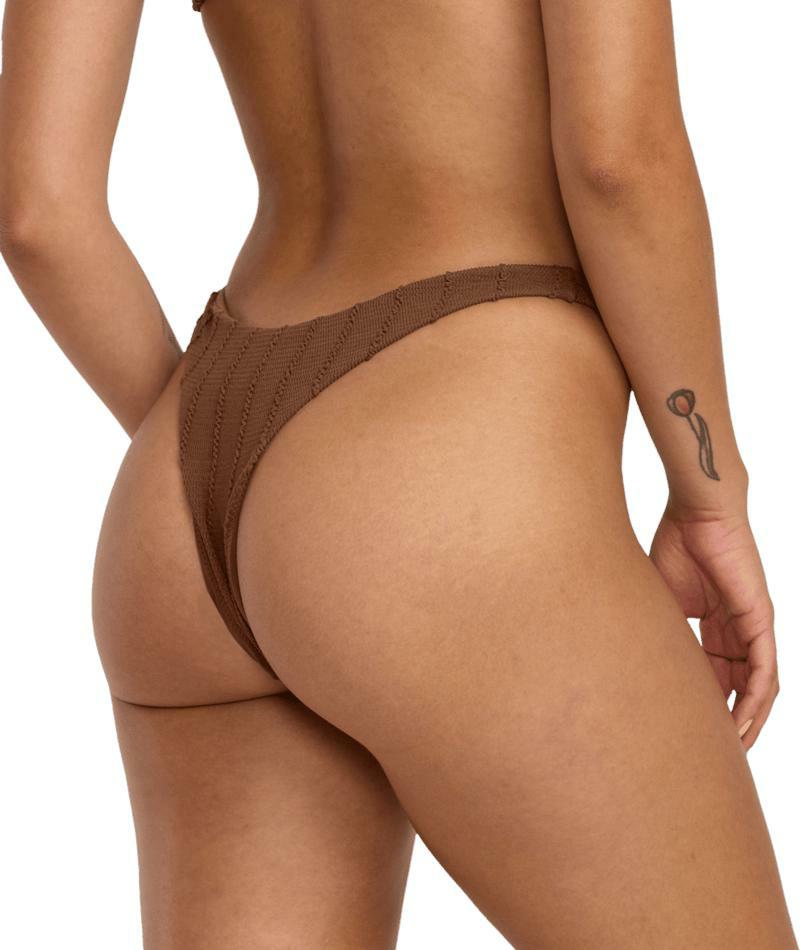 Rvca Chevy Grooves Ultra Skimp Chocolate. Rvca Swimwear - Separates in Womens Swimwear - Separates & Womens Swimwear. Code: UVJX400170