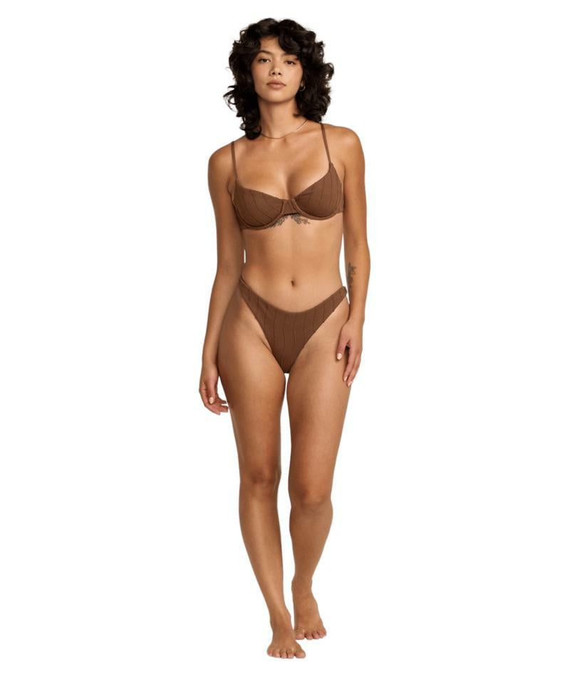Rvca Chevy Grooves Ultra Skimp Chocolate. Rvca Swimwear - Separates in Womens Swimwear - Separates & Womens Swimwear. Code: UVJX400170