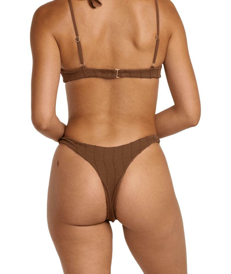 Rvca Chevy Grooves Ultra Skimp Chocolate. Rvca Swimwear - Separates in Womens Swimwear - Separates & Womens Swimwear. Code: UVJX400170
