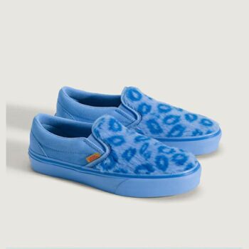 Vans Slip On Kpop Blue Blue. Vans Shoes in Girls Shoes & Girls Footwear. Code: VN00EC3CJF