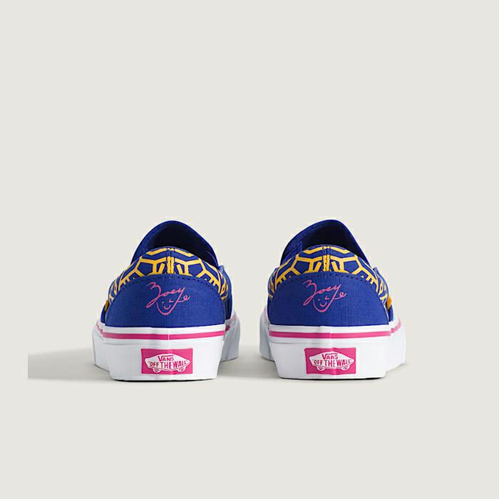 Vans Kpop Demon Hunters X Vans Little Kids Classic Slip-on Zoey Blue Zoey Blue. Vans Shoes in Girls Shoes & Girls Footwear. Code: VN00EECCJE