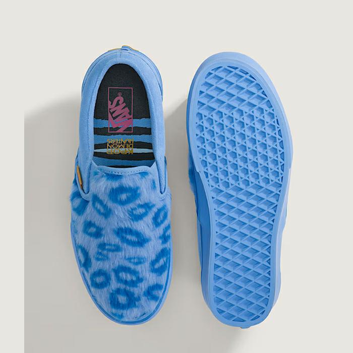 Vans Classic Slip On Kpop Blue Blue. Vans Shoes in Girls Shoes & Girls Footwear. Code: VN00EECCJF
