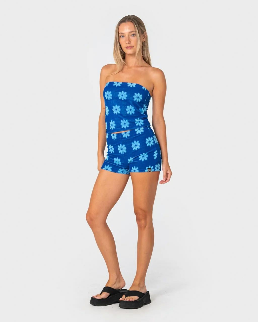 Rusty Bloom Towelling Booty Sho Royal Blue / Blue. Rusty Walkshorts - Elastic Waist in Womens Walkshorts - Elastic Waist & Womens Shorts. Code: WKL0882