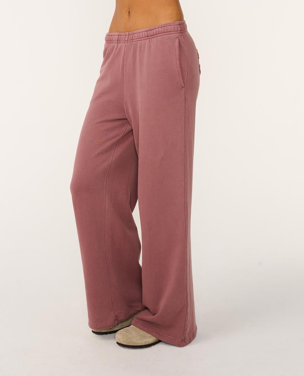 Rip Curl Archive Rota Baggy Trackp Grape. Rip Curl Track Pants in Womens Track Pants & Womens Pants & Jeans. Code: 08BWPA