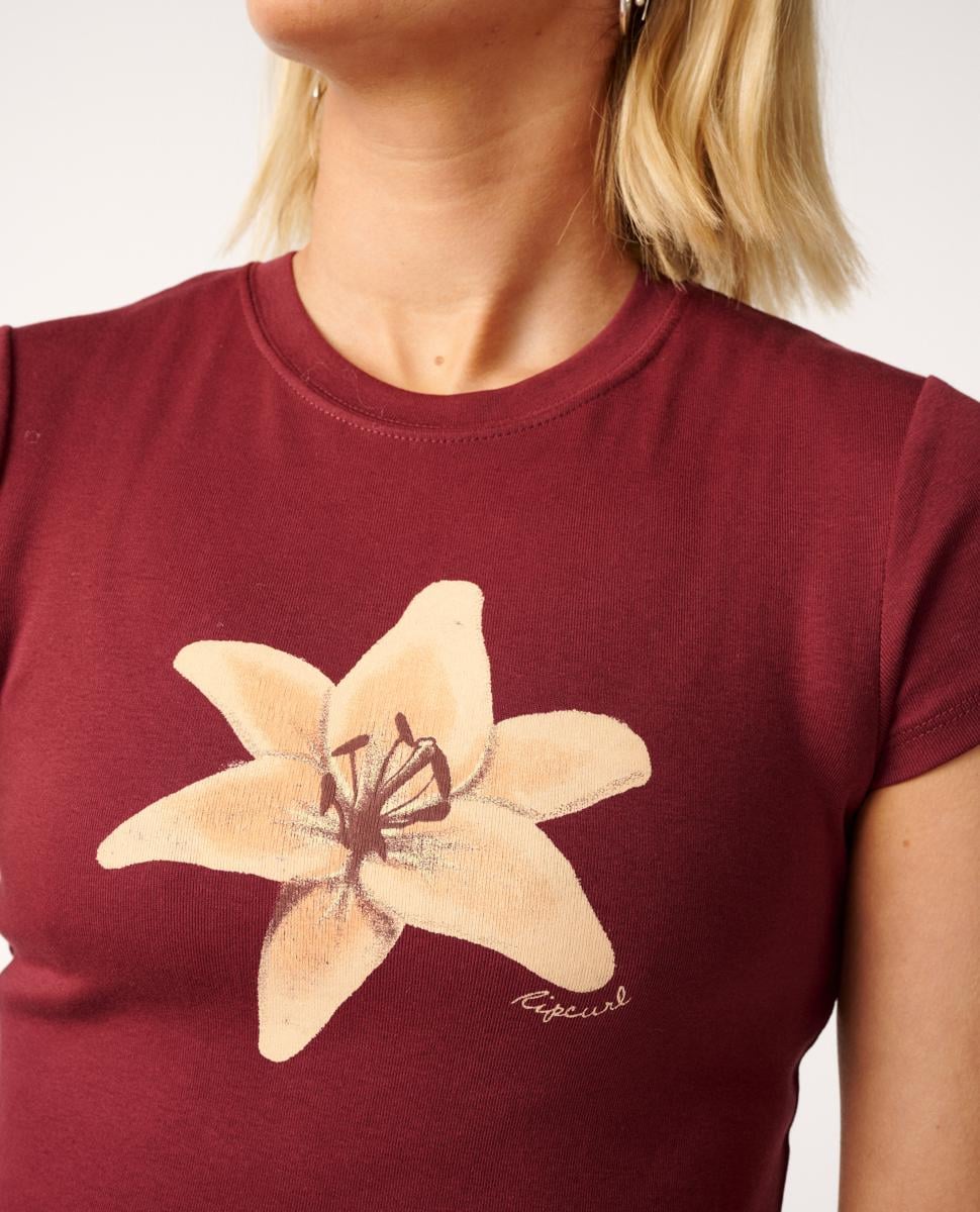 Rip Curl Lilly Fitted Tee Dark Plum. Rip Curl Tees in Womens Tees & Womens T-shirts & Singlets. Code: 0TBWTE