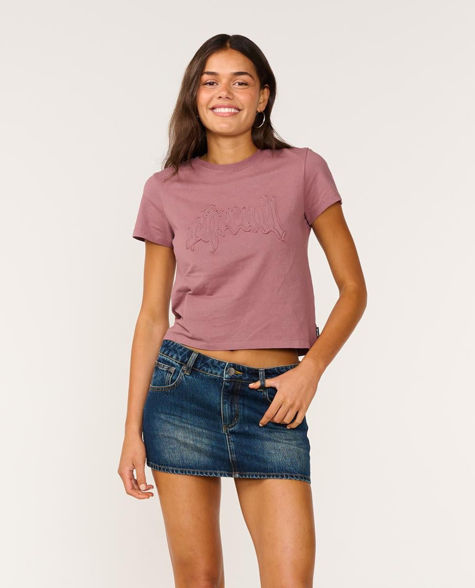 Rip Curl Archive Rota Tee Grape. Rip Curl Tees in Womens Tees & Womens T-shirts & Singlets. Code: 0UVWTE