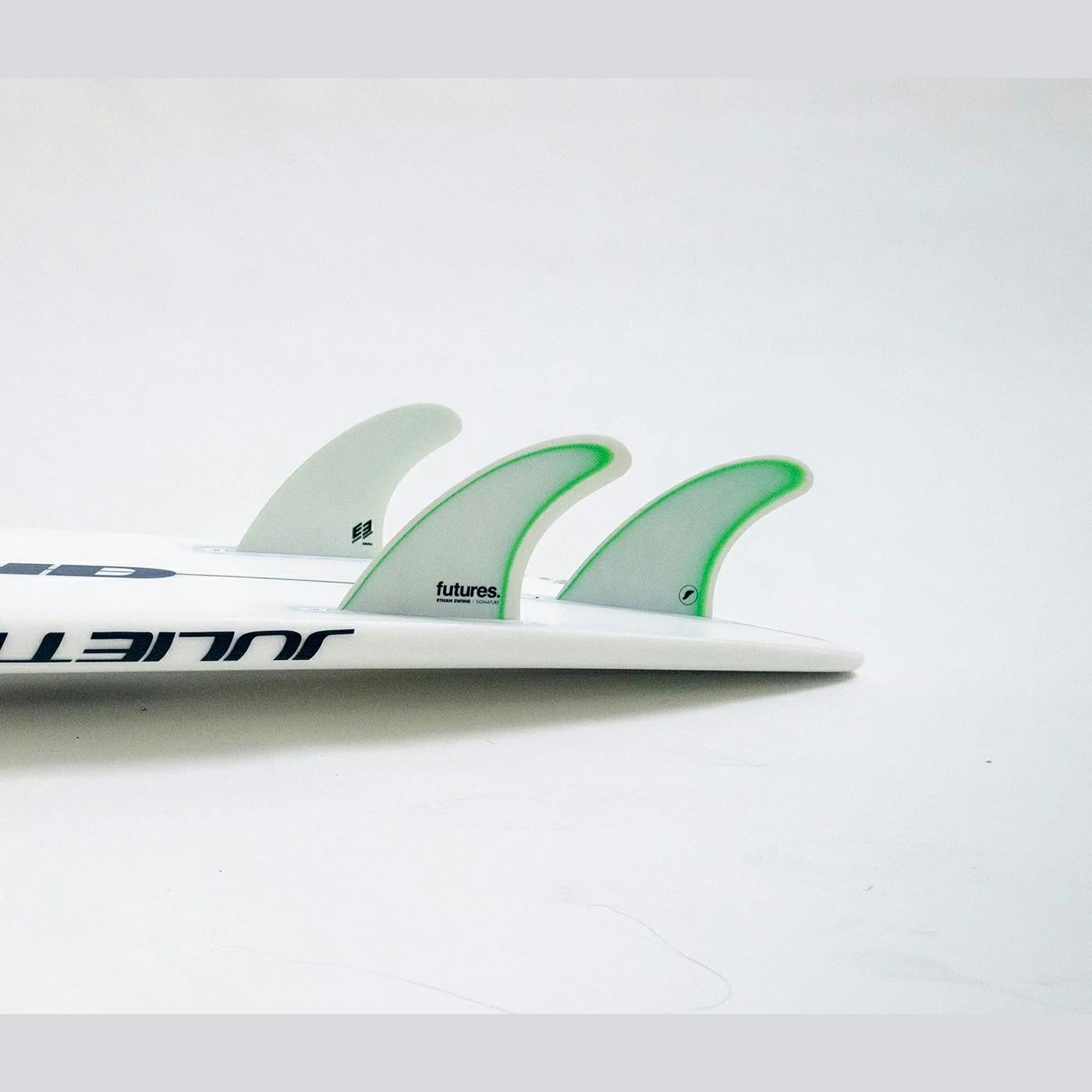 Futures Fins Ethan Ewing Smal Fg Thrus White Green. Futures Fins Fins in Boardsports Fins & Boardsports Surf. Code: 122829600