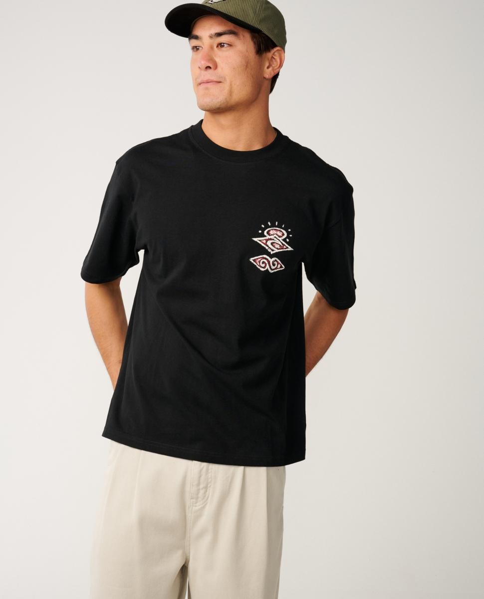 Rip Curl Disorder Boneyards Tee Black. Rip Curl Tees in Mens Tees & Mens T-shirts & Singlets. Code: 12UMTE