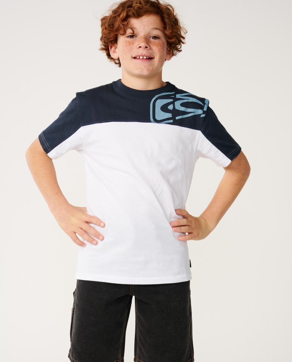 Rip Curl Archive Thrashed Panel Te White. Rip Curl Tees in Boys Tees & Boys T-shirts & Singlets. Code: 15OBTE