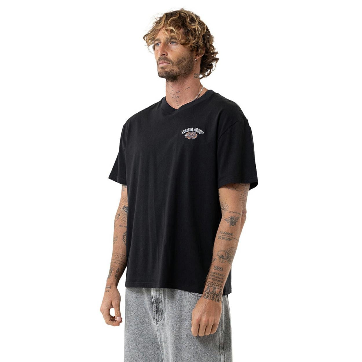 Santa Cruz Skateboards Dressen Evo Rose Tee Off Black. Santa Cruz Skateboards Tees in Mens Tees & Mens T-shirts & Singlets. Code: SM226-SS15
