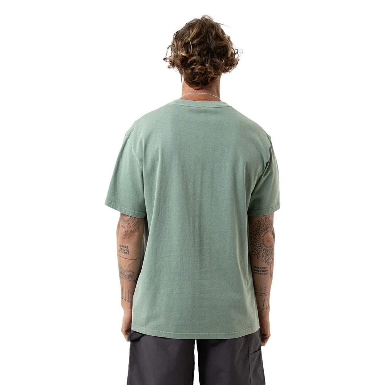 Santa Cruz Skateboards Region Centre Tee 180 Gsm Washed Sage. Santa Cruz Skateboards Tees in Mens Tees & Mens T-shirts & Singlets. Code: SM226-SS19
