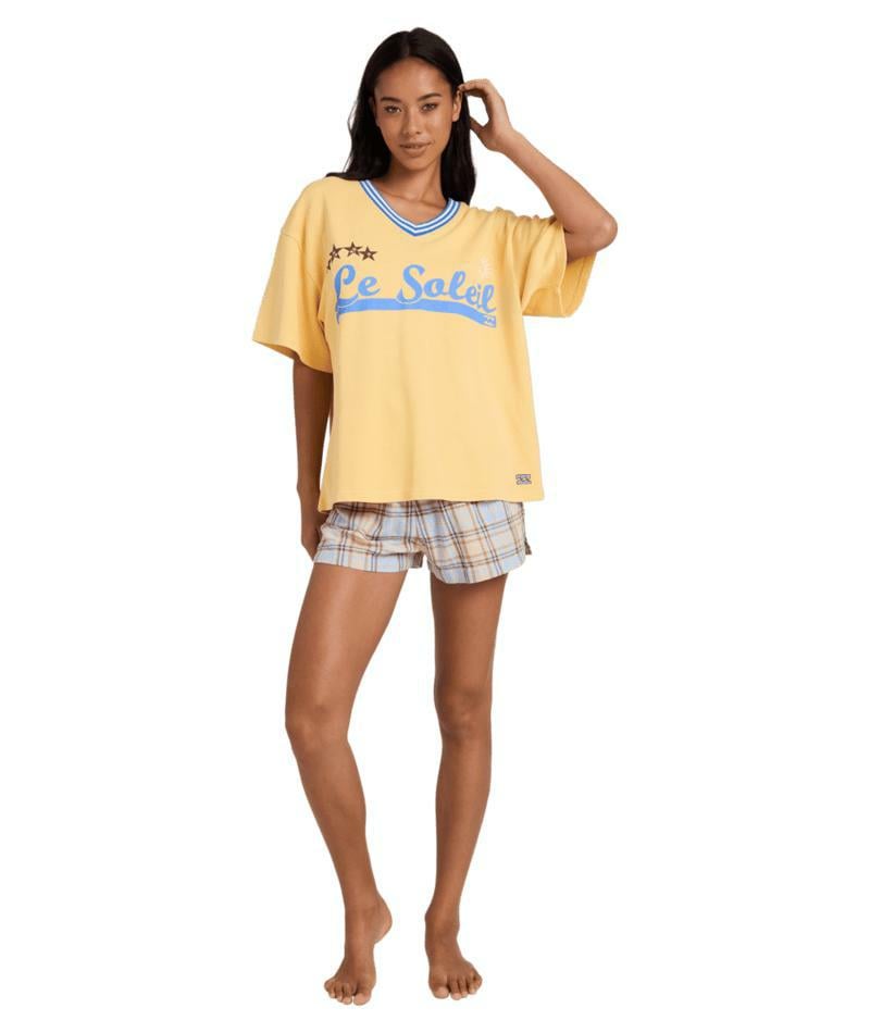 Billabong Dream State Tee Light Yellow. Billabong Fashion Tops in Womens Fashion Tops & Womens Tops. Code: UBJKT00372