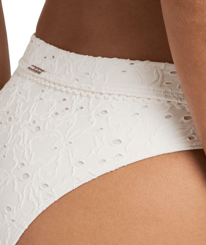 Billabong Eye On You Maui Rider Salt Crystal. Billabong Swimwear - Separates in Womens Swimwear - Separates & Womens Swimwear. Code: UBJX400728