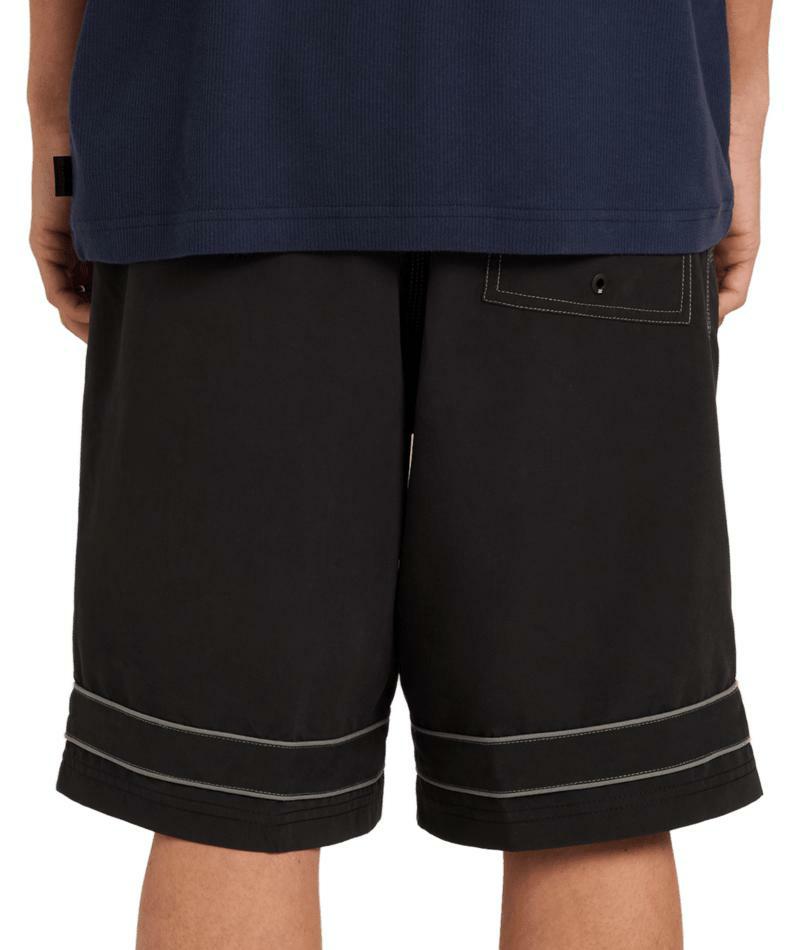 Billabong Throw On 2.0 Black. Billabong Boardshorts - Fitted Waist in Mens Boardshorts - Fitted Waist & Mens Shorts. Code: UBYBS00213