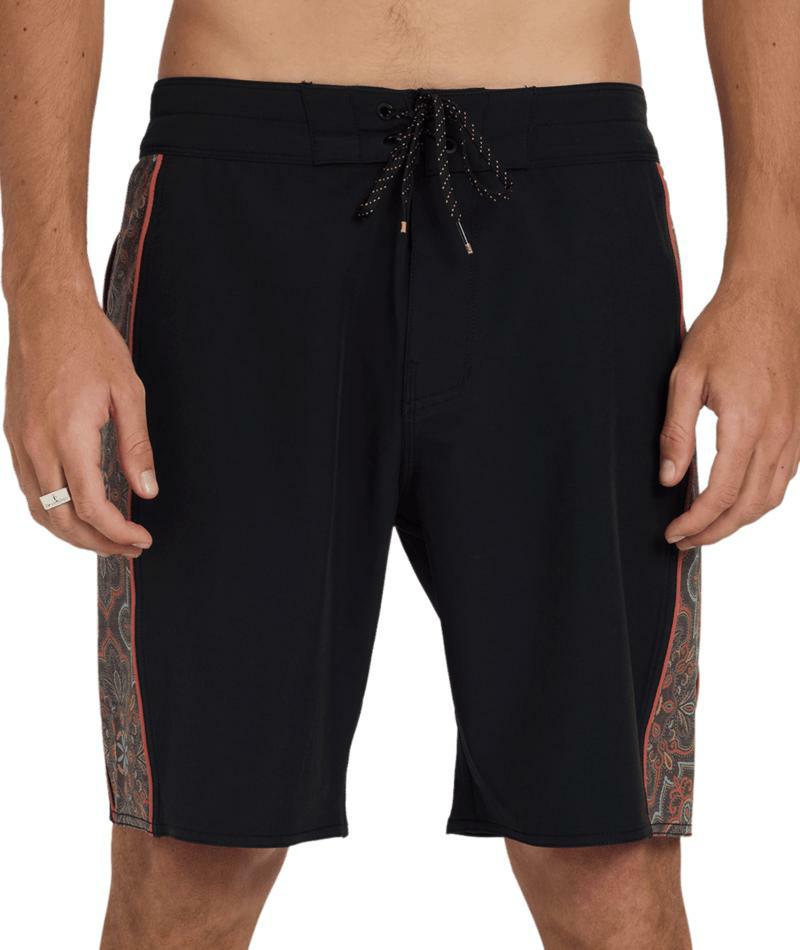 Billabong Dbah Pro Black. Billabong Boardshorts - Fitted Waist in Mens Boardshorts - Fitted Waist & Mens Shorts. Code: UBYBS00243