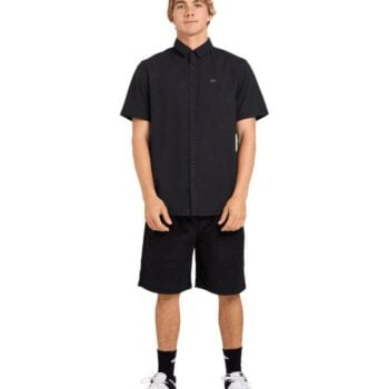 Quiksilver Classic Stretch Shirt Ss Black. Quiksilver Shirts - Short Sleeve in Mens Shirts - Short Sleeve & Mens Shirts. Code: UQYWT03122